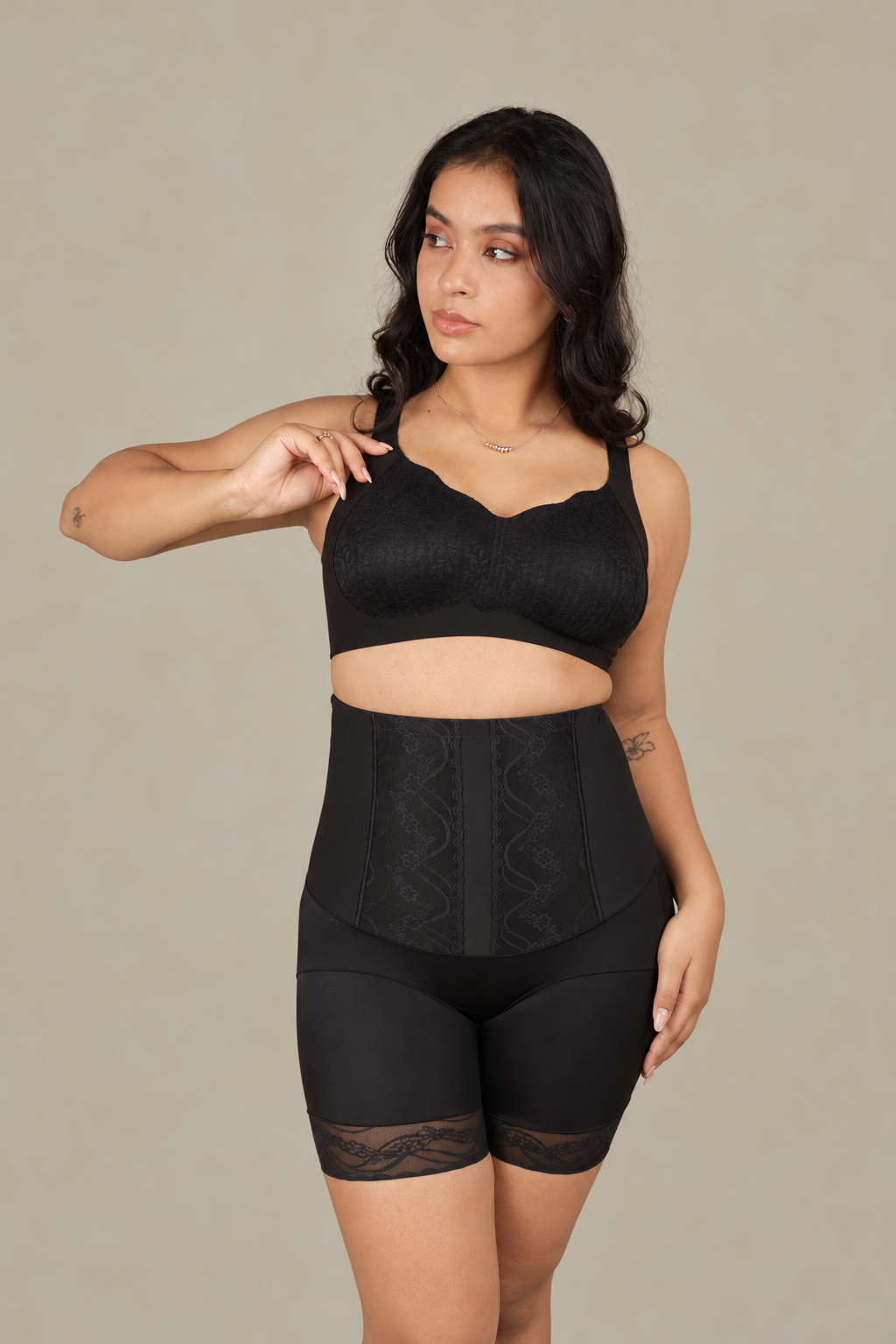 Veloura Lace Bra