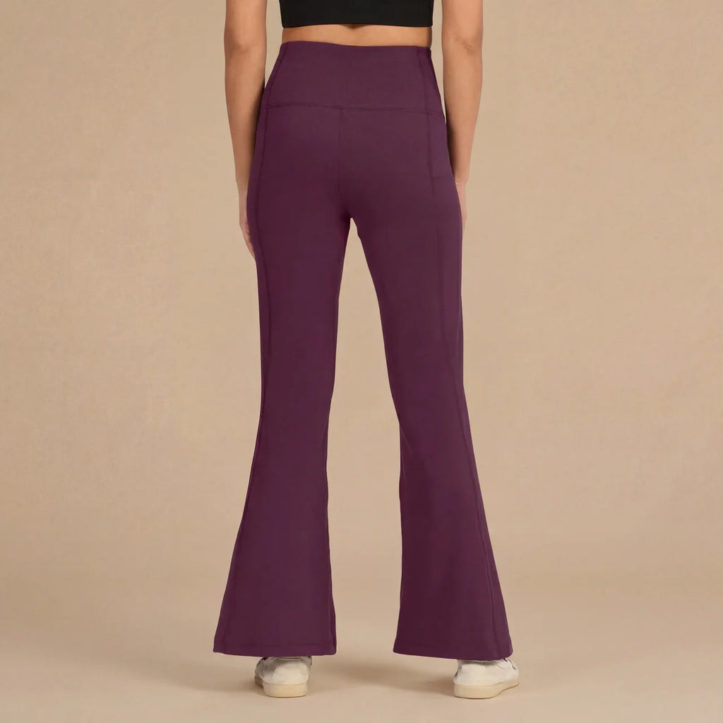 Comfort Flow Flare Pants – Lightweight, Flexible Design