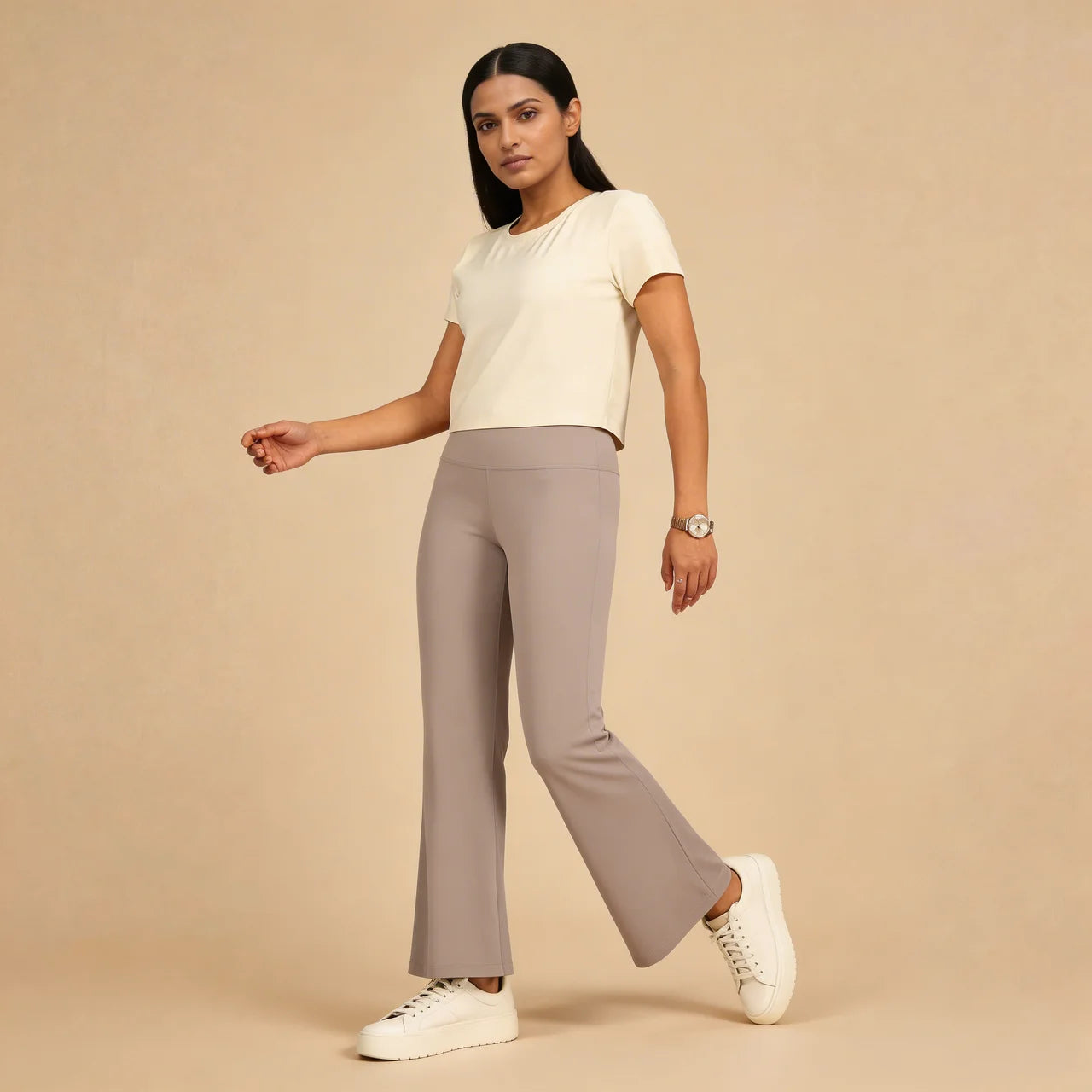 Daily Move Flare Pants Lite – Smooth Feel, Easy Fit