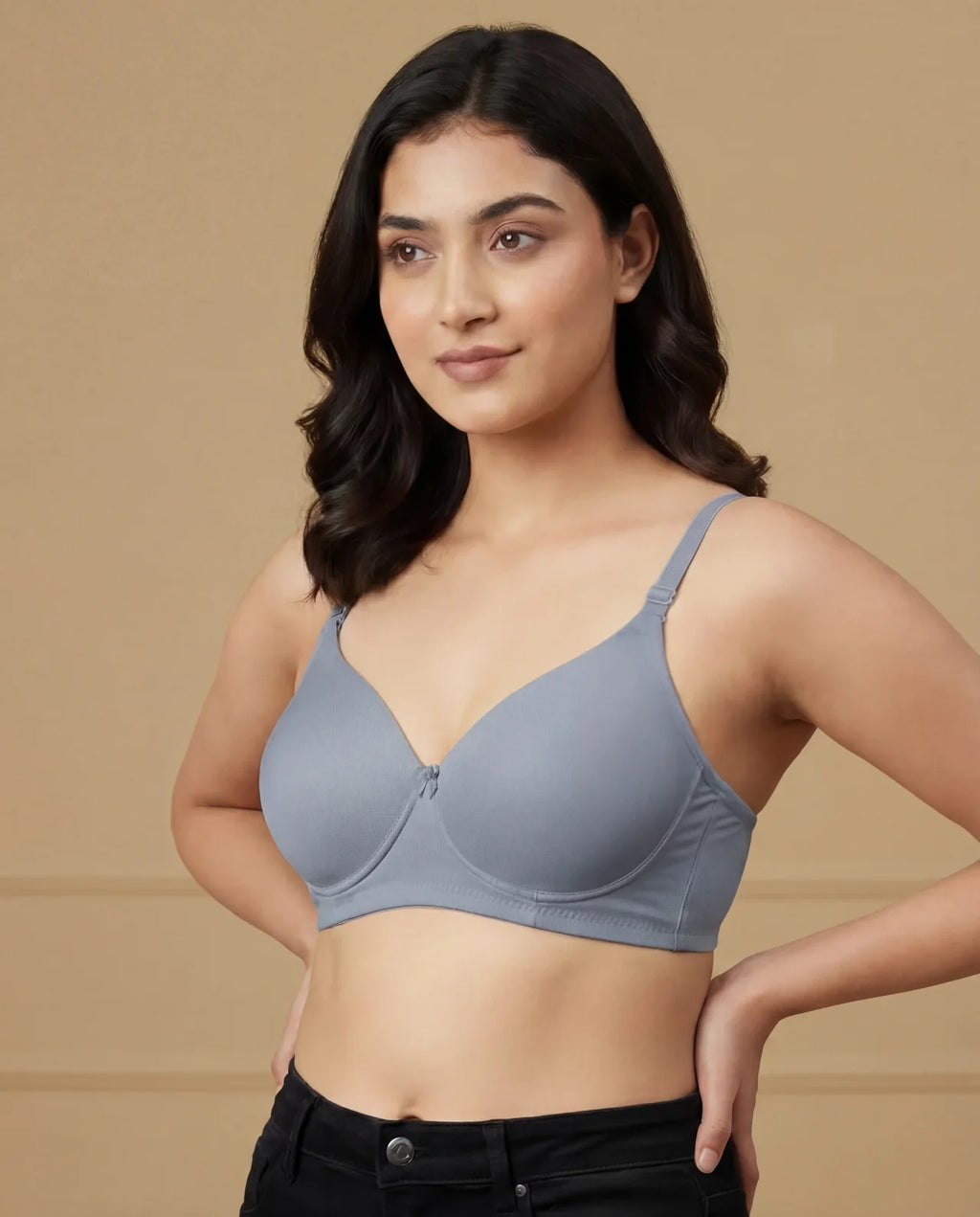 Smooth Fit Seamless Bra – Soft Lining, Flexible Straps