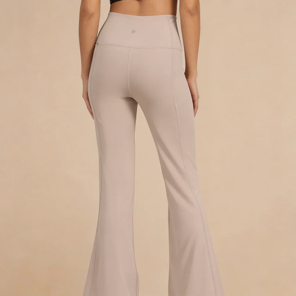 Essential Flare Pants Lite – Soft Stretch, Modern Fit