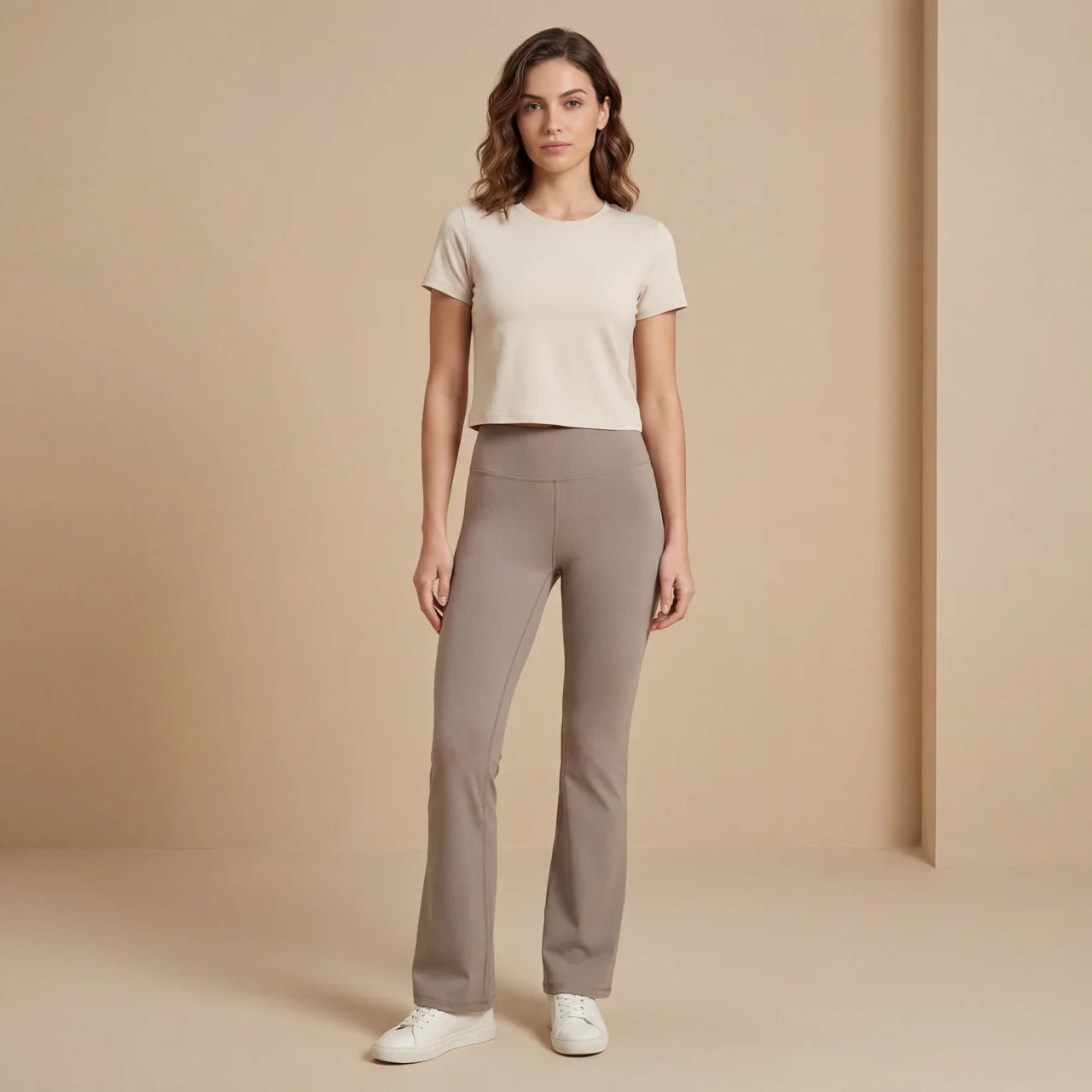 Daily Move Flare Pants Lite – Smooth Feel, Easy Fit