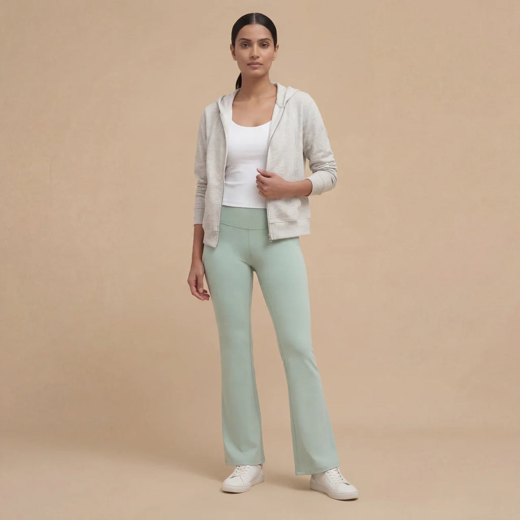 Lite Flare Pants – Sleek Fit, Everyday Comfort