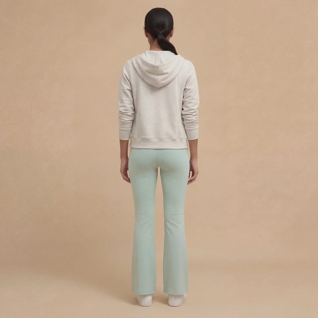 Lite Flare Pants – Sleek Fit, Everyday Comfort